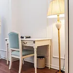 Sol Invictus Boutique Albania Otel 4*