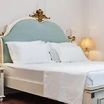 Sol Invictus Boutique Albania 4* دراس